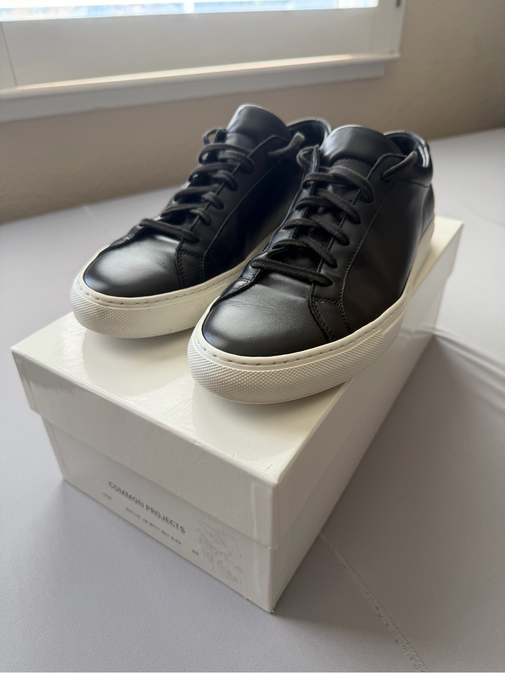 Common Projects Black Leather Low-Top Sneakers with White Sole